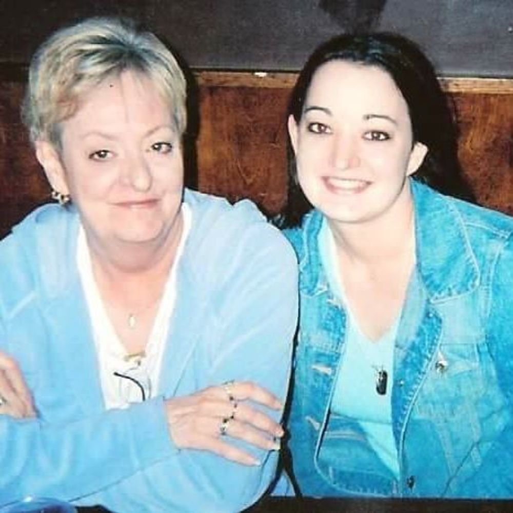 Meet your Posher, Courtney